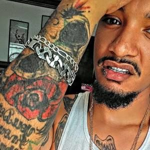 Meet your Posher, Dillian